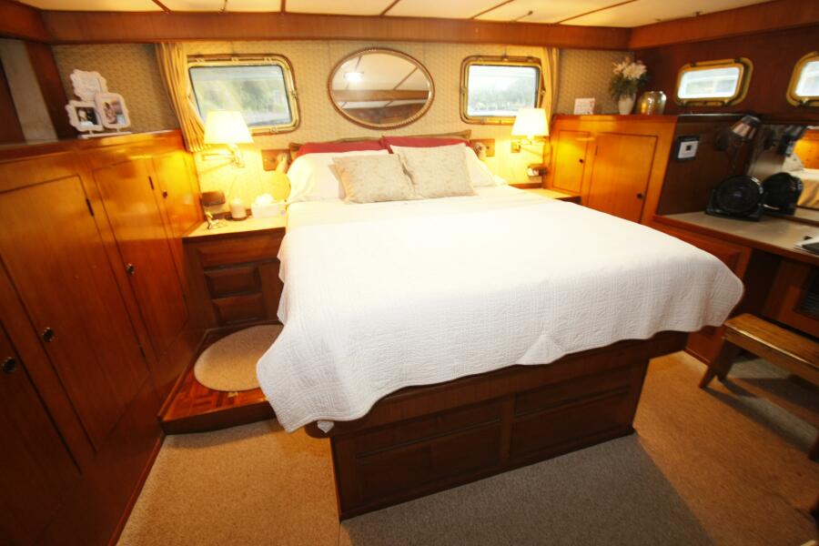 52' 1982 DeFever 52 Offshore Cruiser
