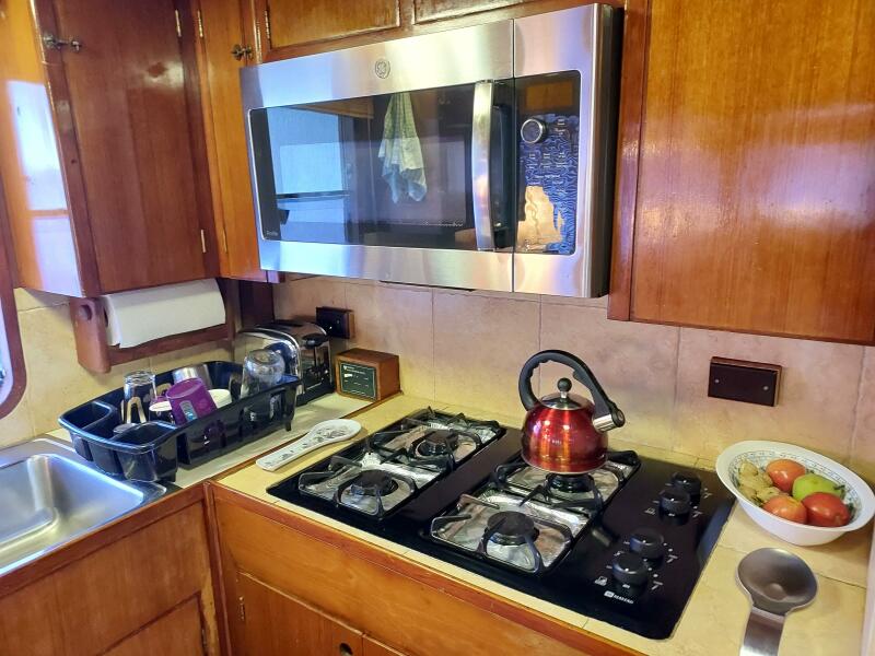 52' 1982 DeFever 52 Offshore Cruiser