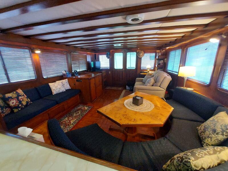 52' 1982 DeFever 52 Offshore Cruiser