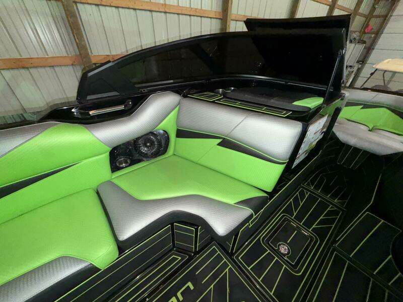 21ft Centurion Yacht For Sale