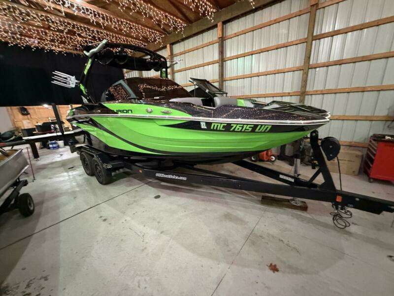 21ft Centurion Yacht For Sale