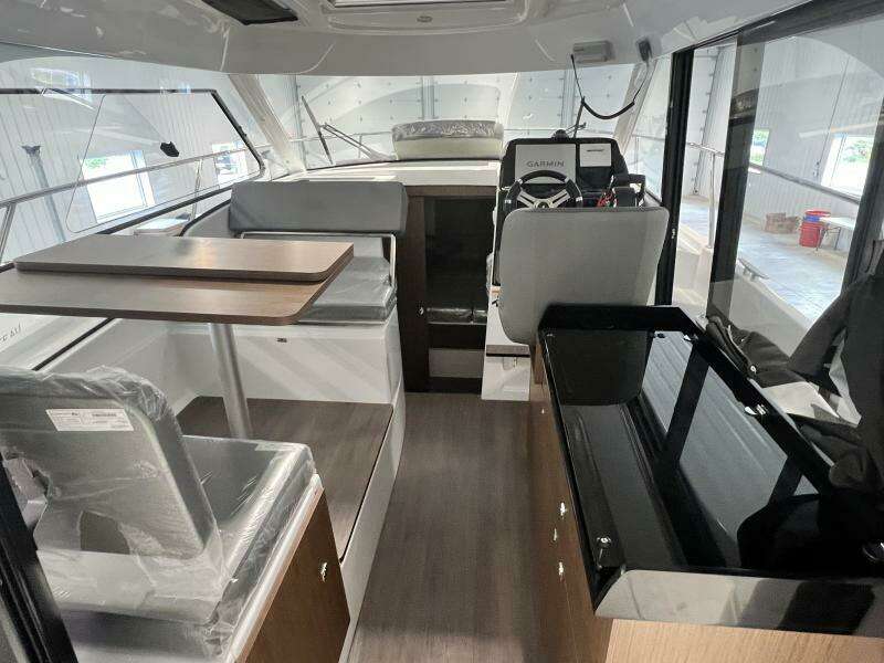 30ft Beneteau Yacht For Sale