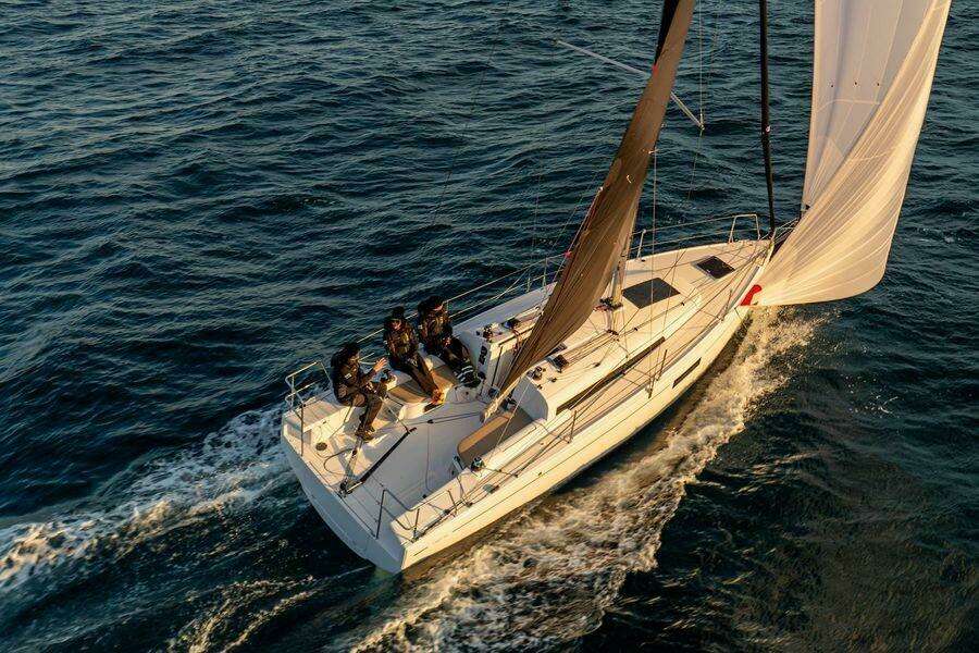 30ft Beneteau Yacht For Sale