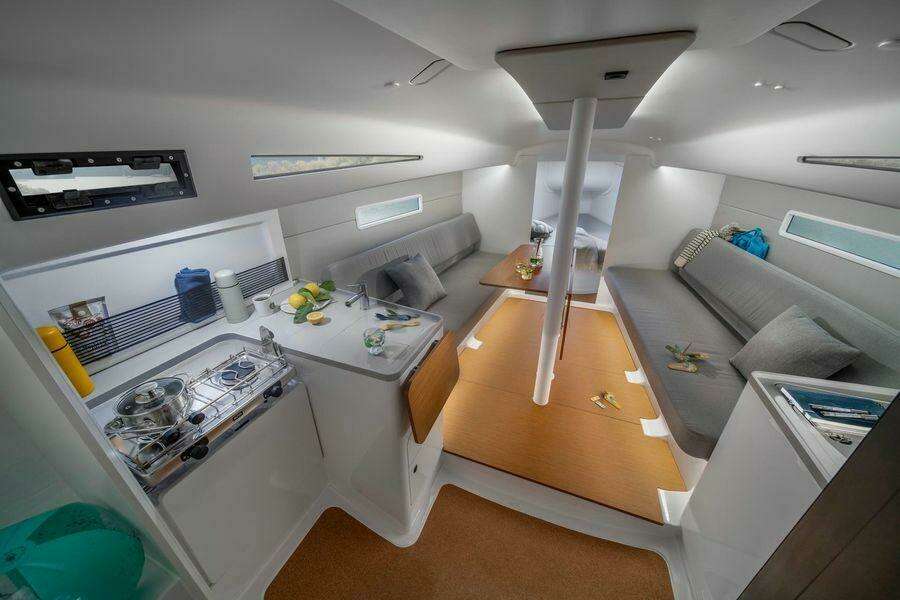 30ft Beneteau Yacht For Sale