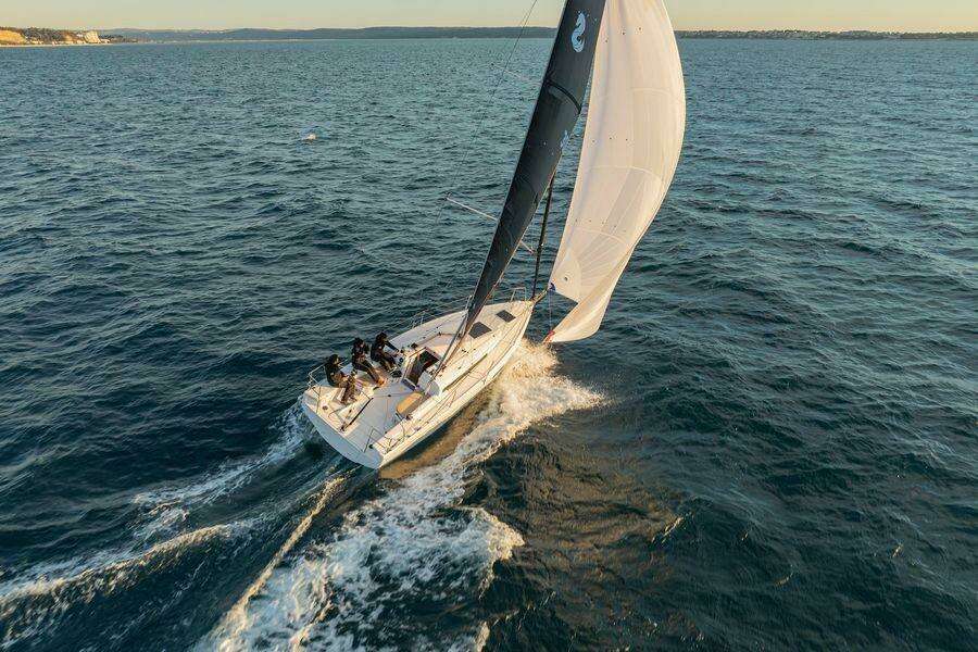 30ft Beneteau Yacht For Sale