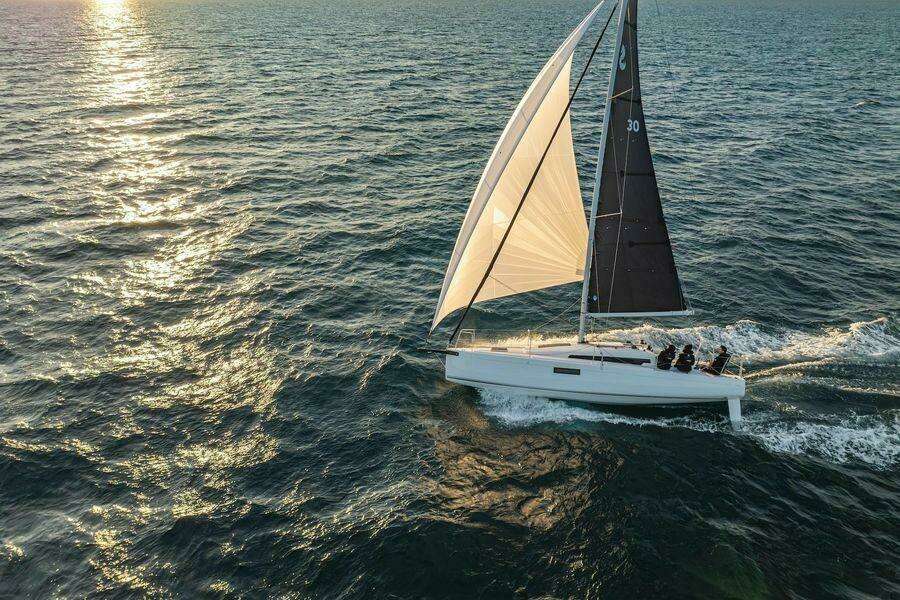 30ft Beneteau Yacht For Sale