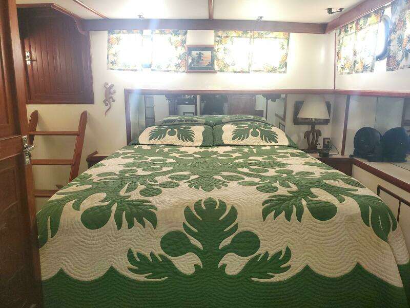 KONA STAR 45ft CHB Yacht For Sale