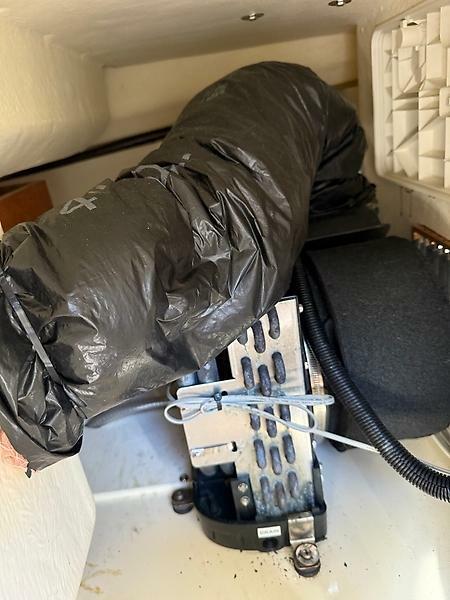 27' 2018 Islander 27 Islander Hardback