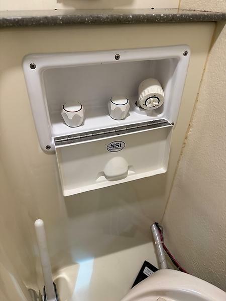 27' 2018 Islander 27 Islander Hardback