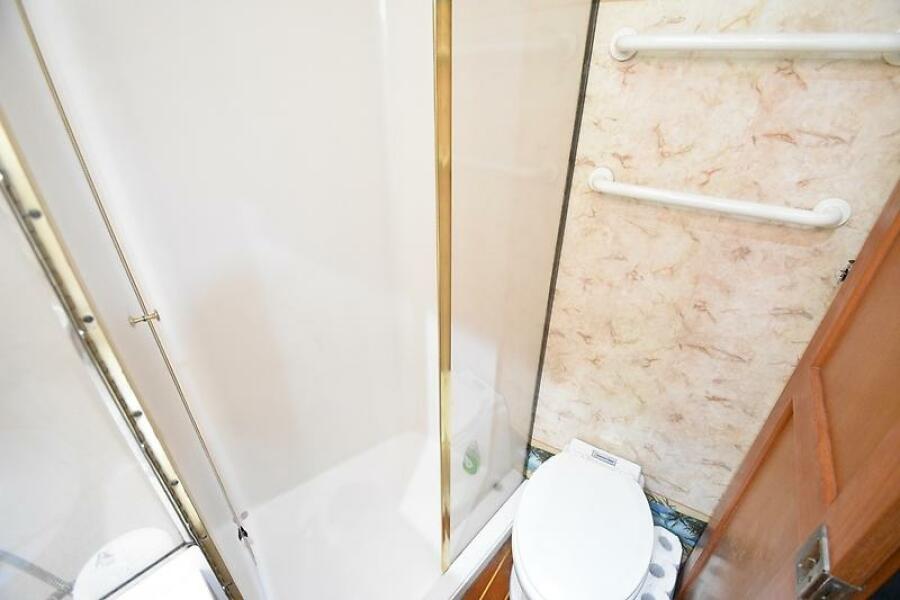 48' 2000 Ocean Yachts 48 Convertible