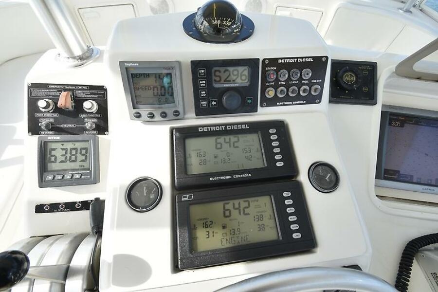 48' 2000 Ocean Yachts 48 Convertible