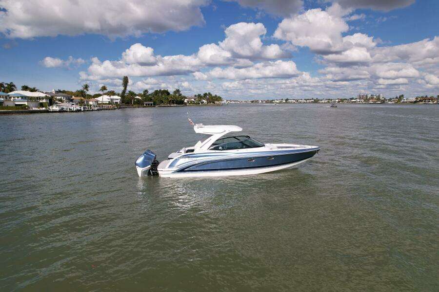 Sea Smoke 33ft Formula Yacht For Sale