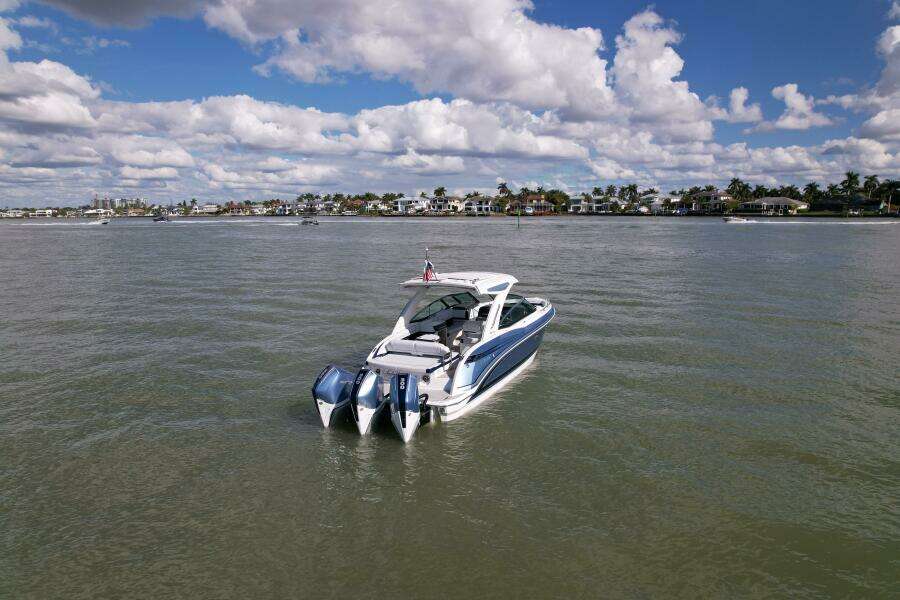 Sea Smoke 33ft Formula Yacht For Sale