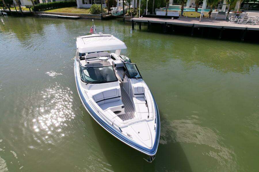 Sea Smoke 33ft Formula Yacht For Sale