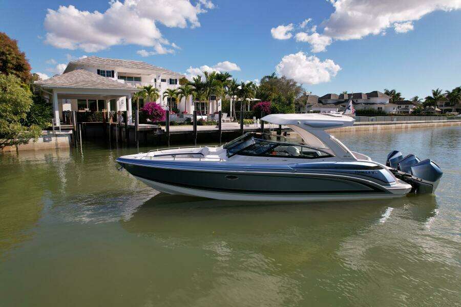 Sea Smoke 33ft Formula Yacht For Sale