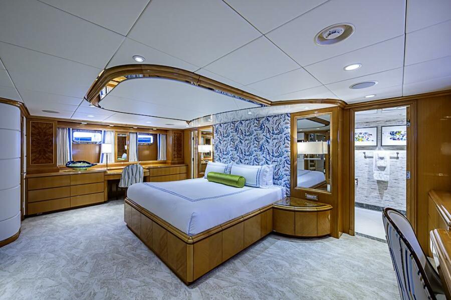 122' 1997 Delta Marine 122 Tri-Deck Motor Yacht