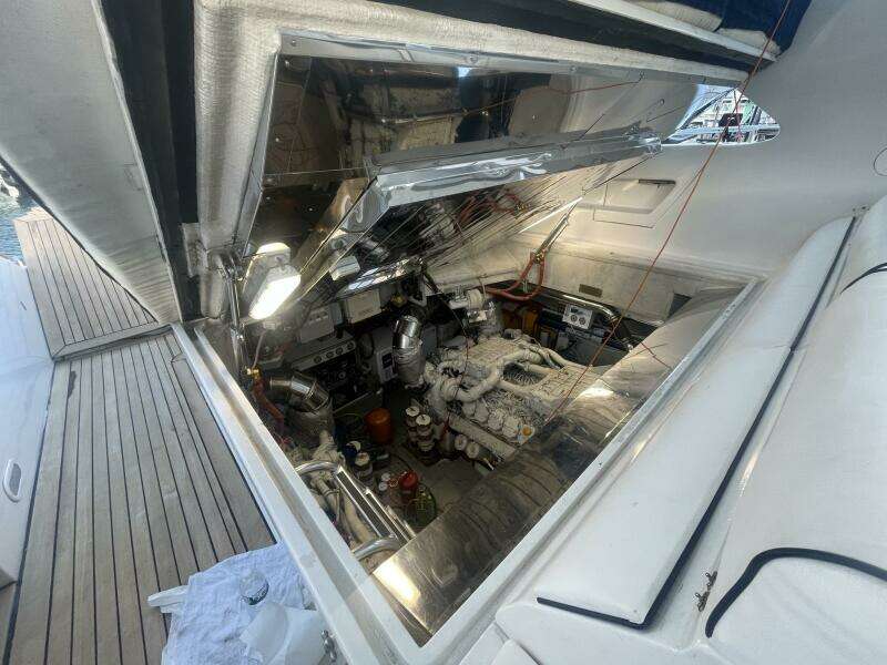 Echo 75ft Versilcraft Yacht For Sale