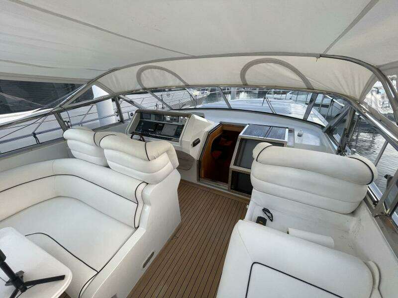 Echo 75ft Versilcraft Yacht For Sale
