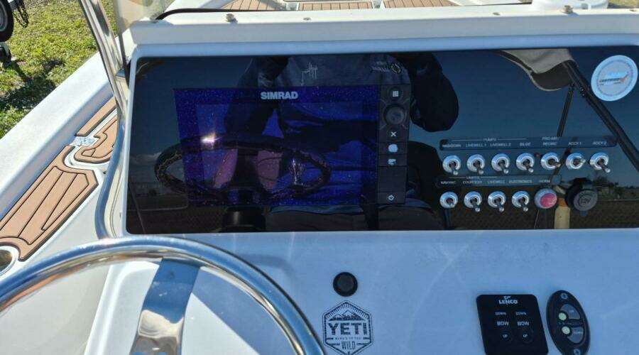 20ft Sportsman Yacht For Sale