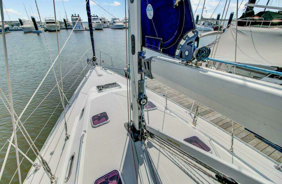 Advocate 44ft Catalina Yacht For Sale