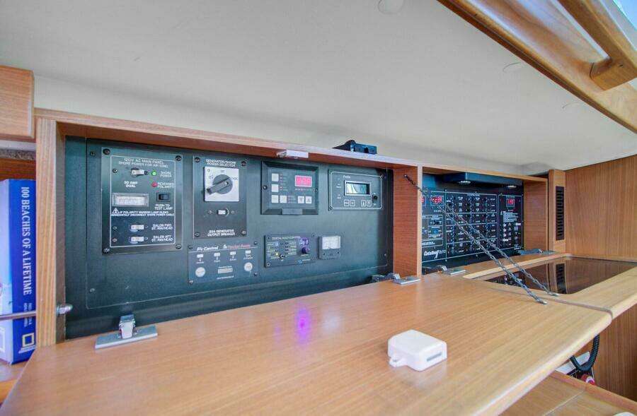 Advocate 44ft Catalina Yacht For Sale