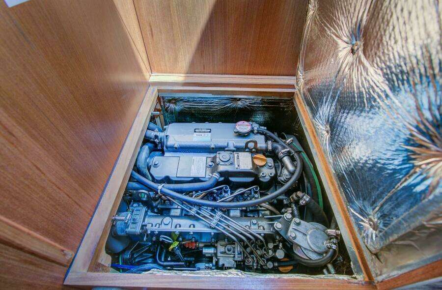 Advocate 44ft Catalina Yacht For Sale