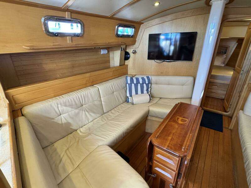 40ft Tartan Yacht For Sale