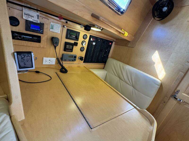 40ft Tartan Yacht For Sale