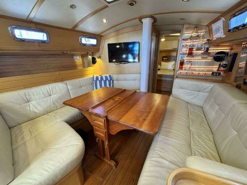 40ft Tartan Yacht For Sale