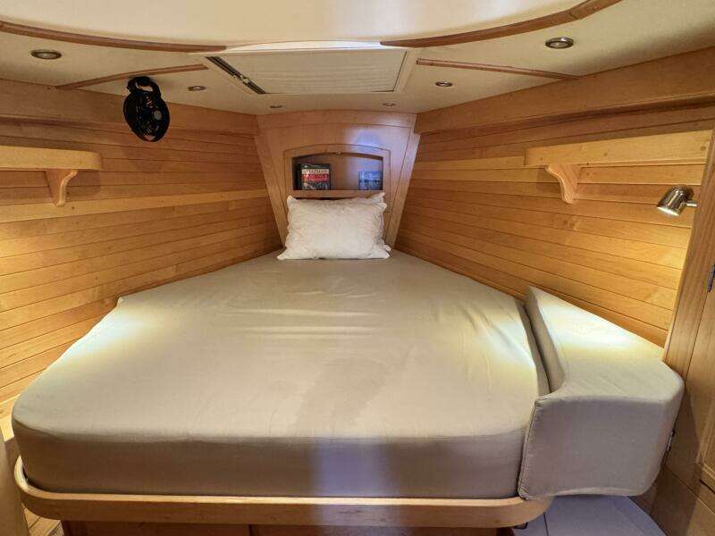 40ft Tartan Yacht For Sale