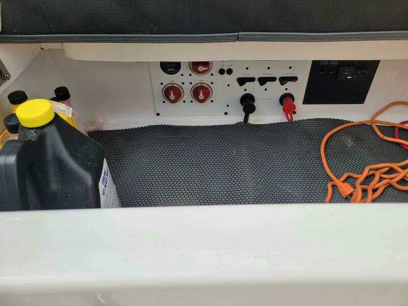 30ft Chaparral Yacht For Sale