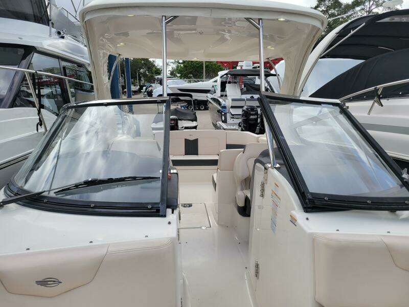 30ft Chaparral Yacht For Sale