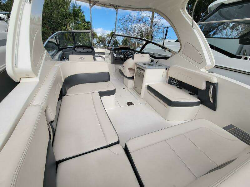 30ft Chaparral Yacht For Sale