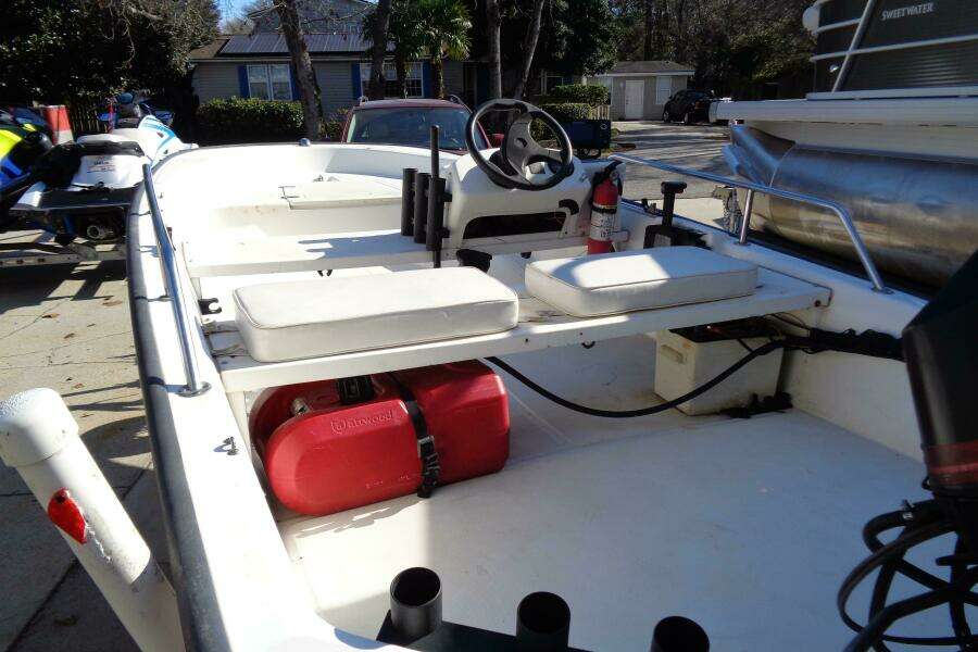 13ft Boston Whaler Yacht For Sale