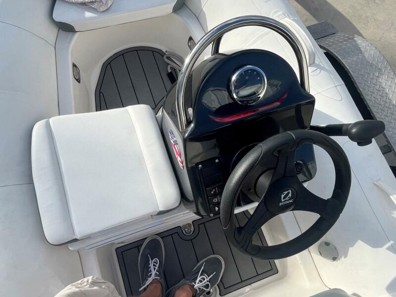 12' 2024 Zodiac Yachtline 360