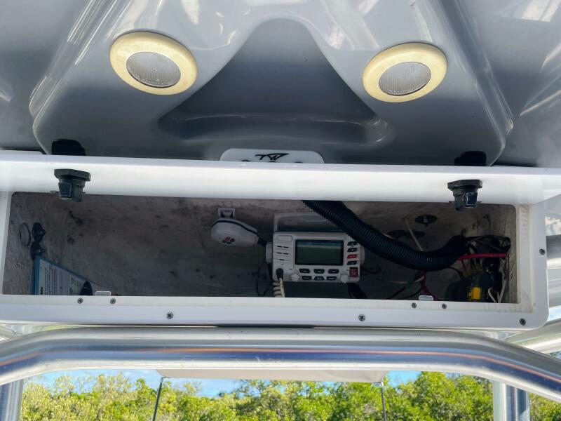 22' 2017 Tidewater 220LXF