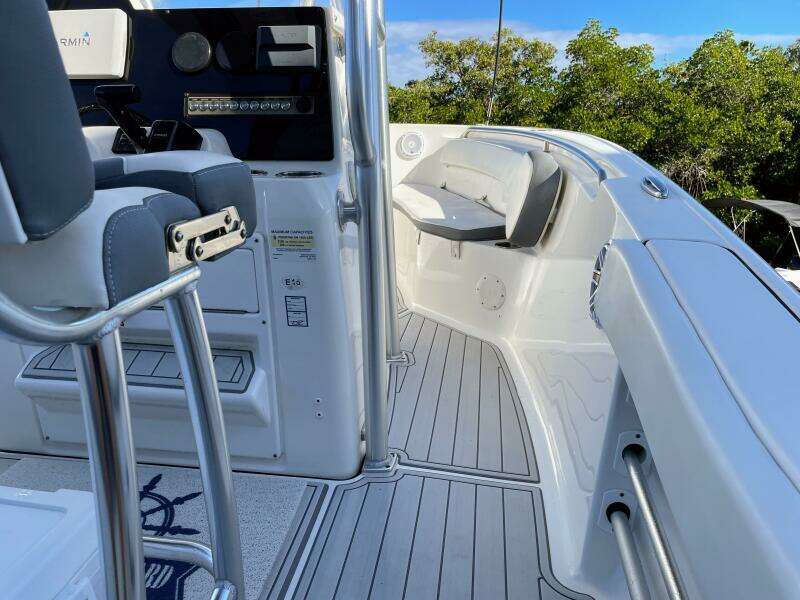 22ft Tidewater Yacht For Sale