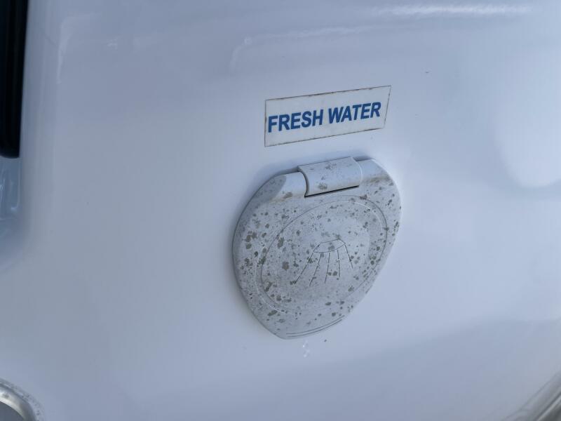 22' 2017 Tidewater 220LXF