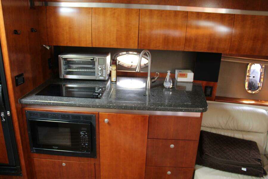 Cinta 42ft Cruisers Yachts Yacht For Sale