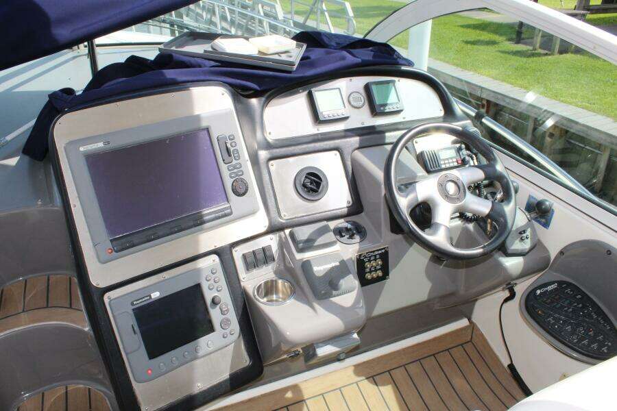 Cinta 42ft Cruisers Yachts Yacht For Sale