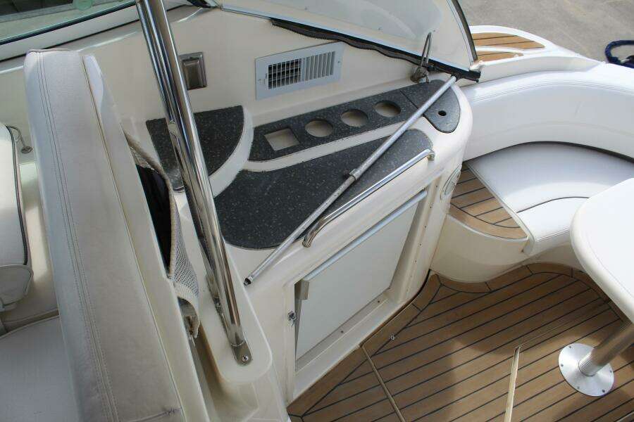 Cinta 42ft Cruisers Yachts Yacht For Sale