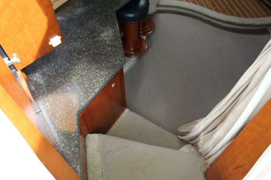 Cinta 42ft Cruisers Yachts Yacht For Sale