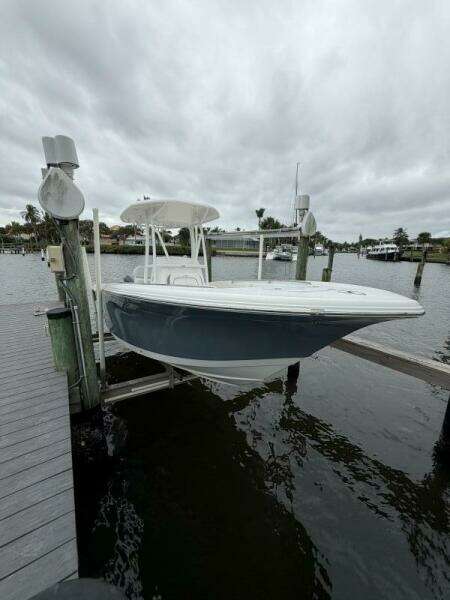 23ft Tidewater Yacht For Sale