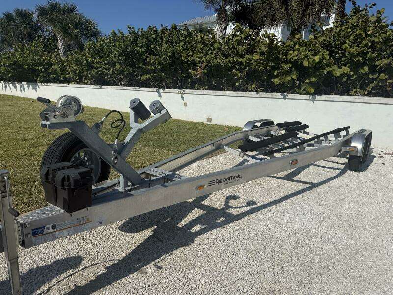 26ft Yellowfin Yacht For Sale