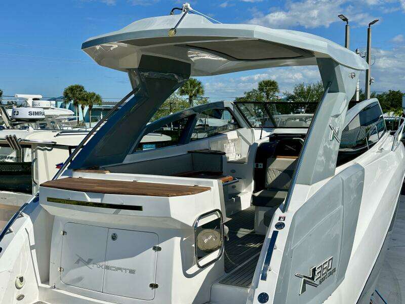 NX 360 Sports Coupe - Exterior