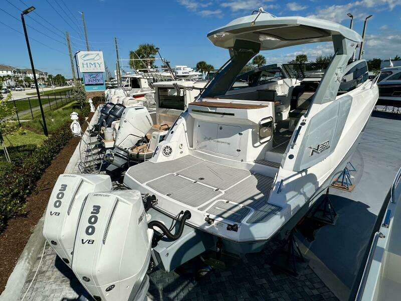 NX 360 Sports Coupe - Exterior