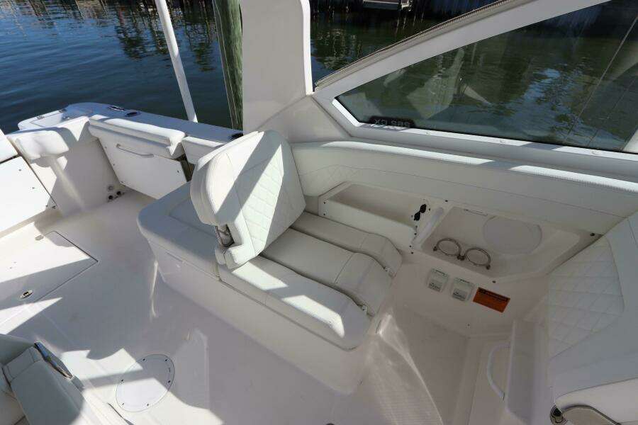 26ft Edgewater Yacht For Sale