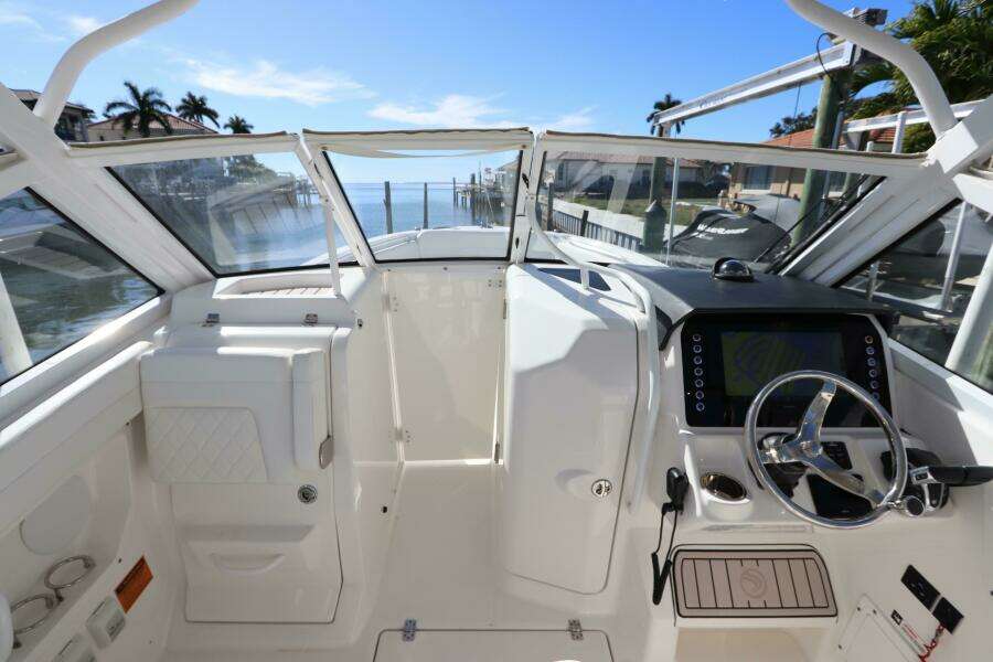 26ft Edgewater Yacht For Sale