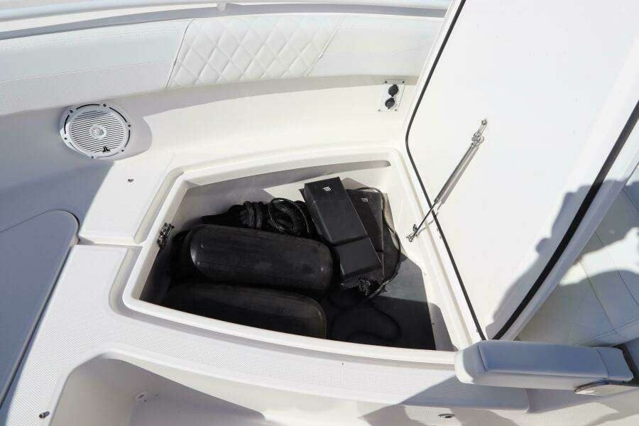 26ft Edgewater Yacht For Sale