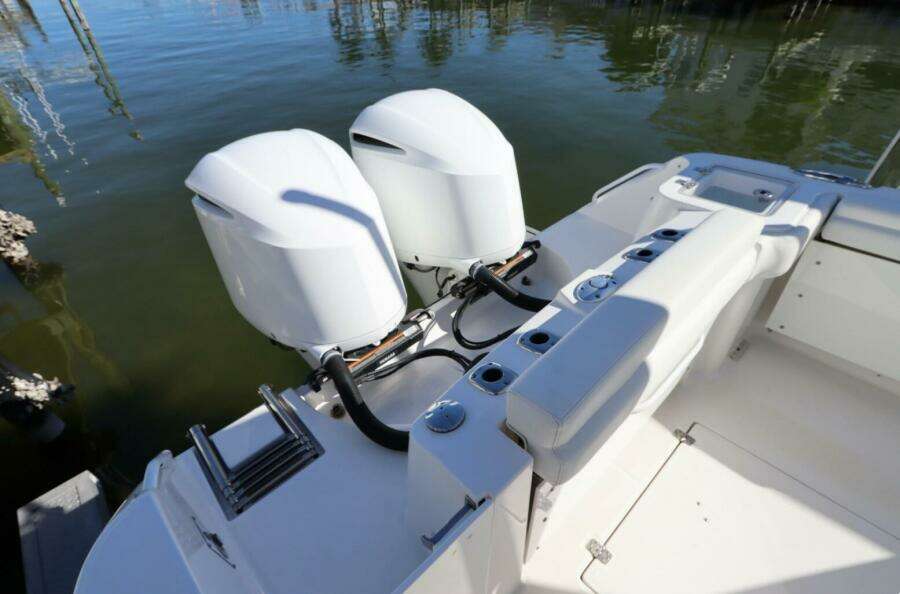 26ft Edgewater Yacht For Sale